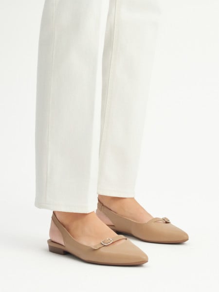 Beżowe baleriny slingback