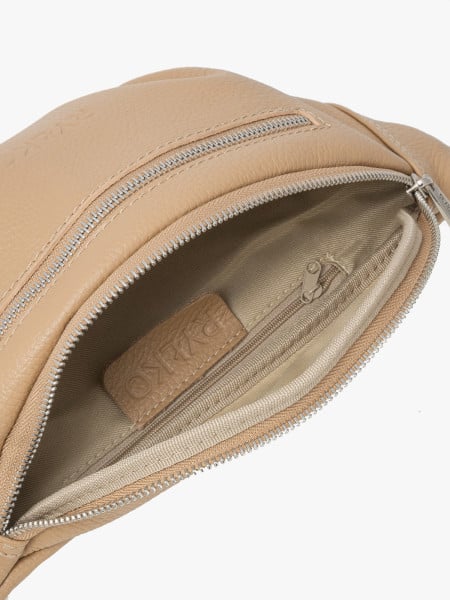 Beżowa torebka nerka-crossbody