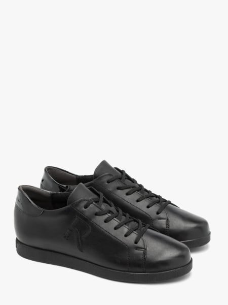 Czarne sneakersy ze skóry licowej