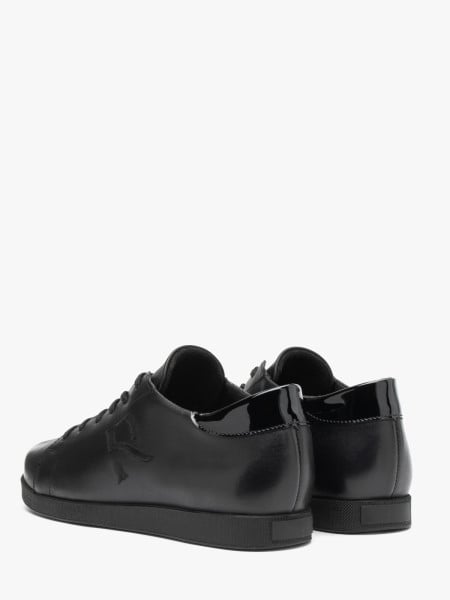Czarne sneakersy ze skóry licowej