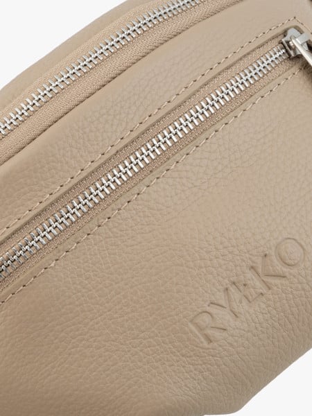 Ciemnobeżowa torebka nerka - crossbody