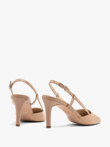 Beżowe czółenka typu slingback
