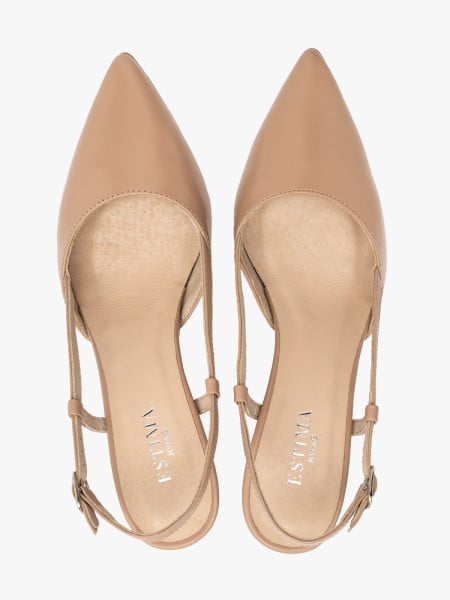 Beżowe czółenka typu slingback