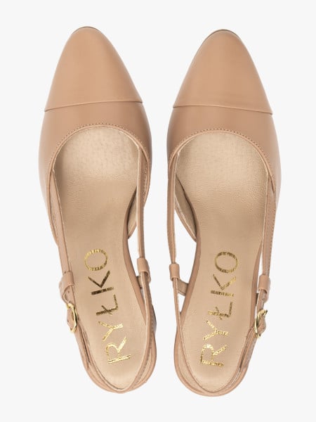 Beżowe czółenka typu slingback