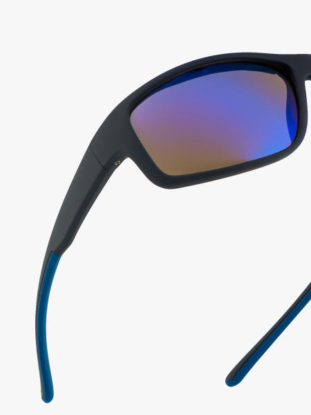 Okulary przeciwsłoneczne męskie w sportowym stylu