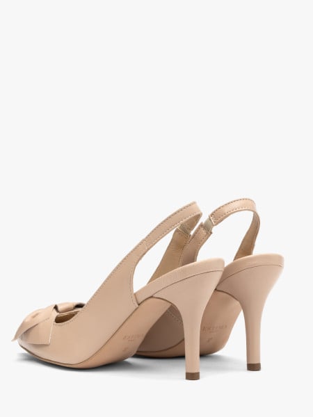 Czółenka typu slingback z kokardką