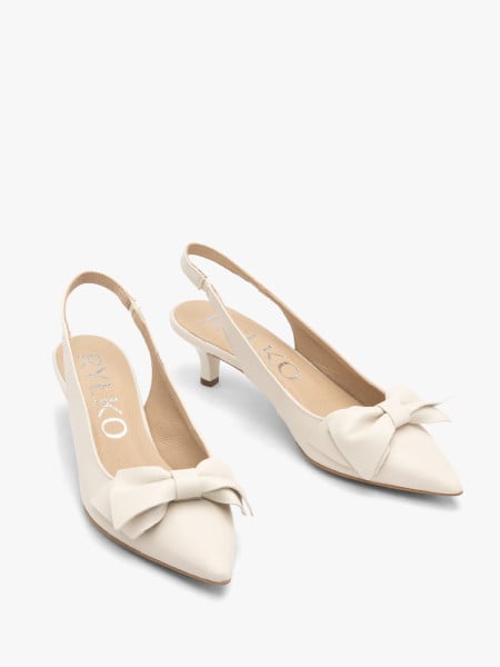 Kremowe czółenka damskie slingback na kaczuszce